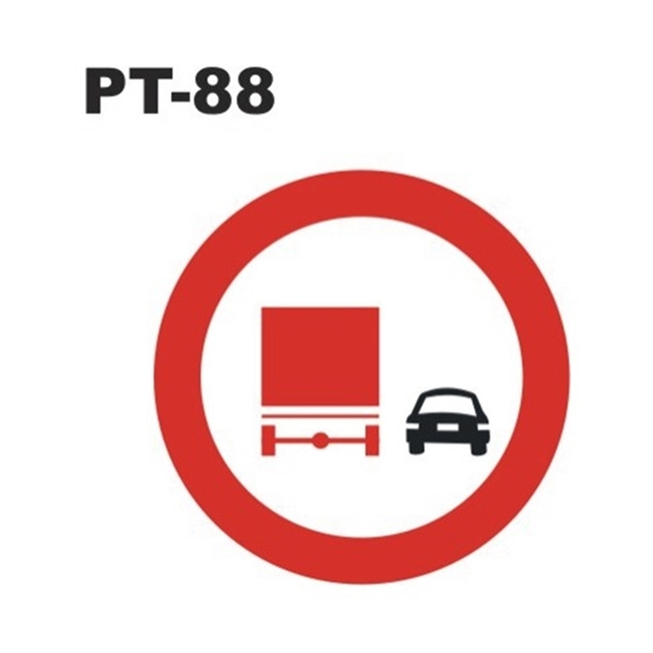 YÜK TAŞITLARININ ÖNDEKİ TAŞITI GEÇMESİ YASAKTIR